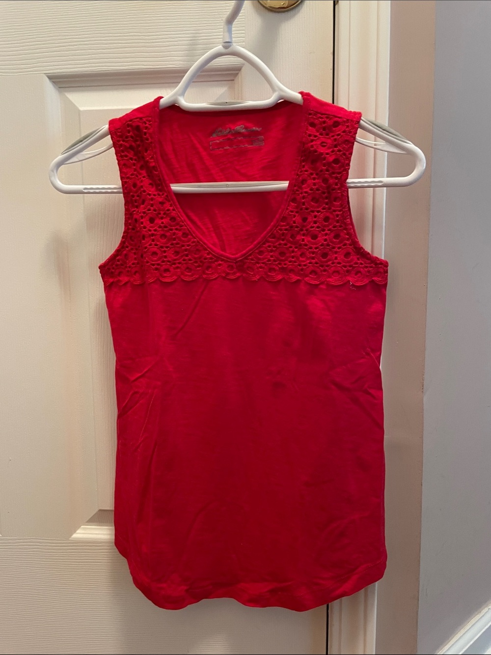 Eddie Bauer Red Lace Yoke Sleeveless Tank